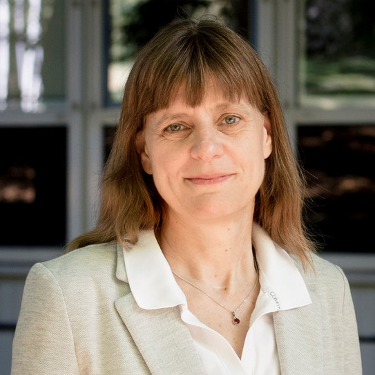 Porträtfoto von Katja Ickstadt