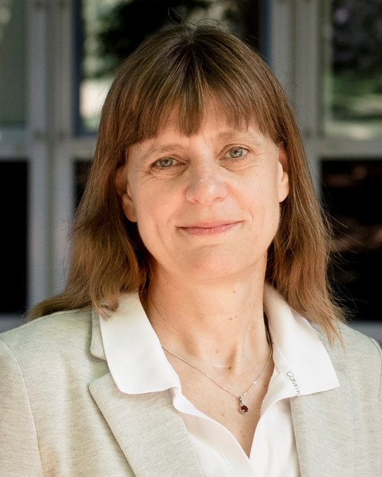 Porträtfoto von Katja Ickstadt